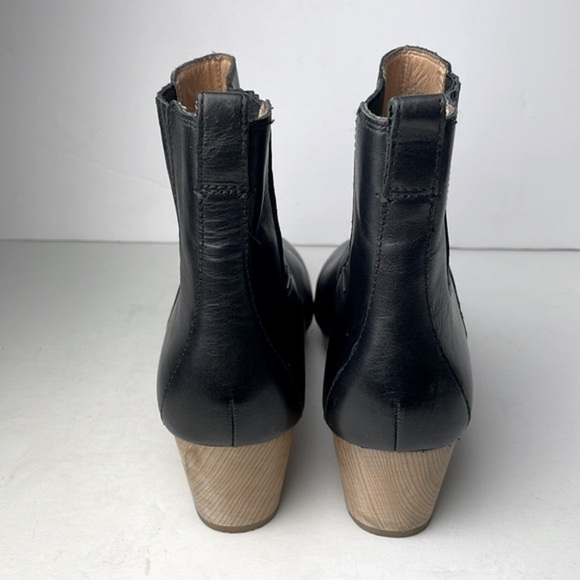 Madewell Black Ankle Boots - Picture 4 of 13